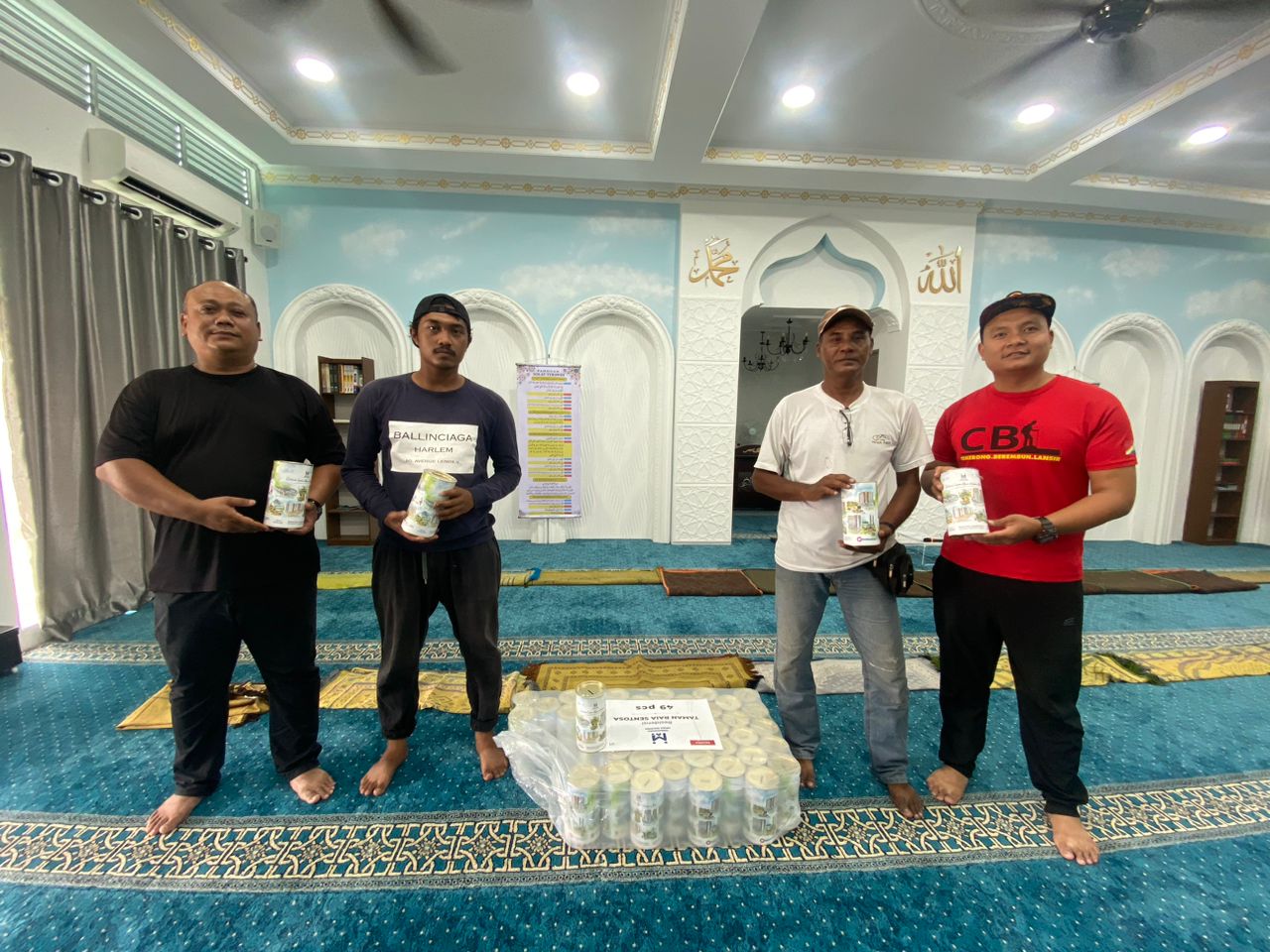 Cover image of Community Past Program: Sumbangan Ramadan – Distribution of Kurma to Residensi Taman Raia Sentosa, Perak.