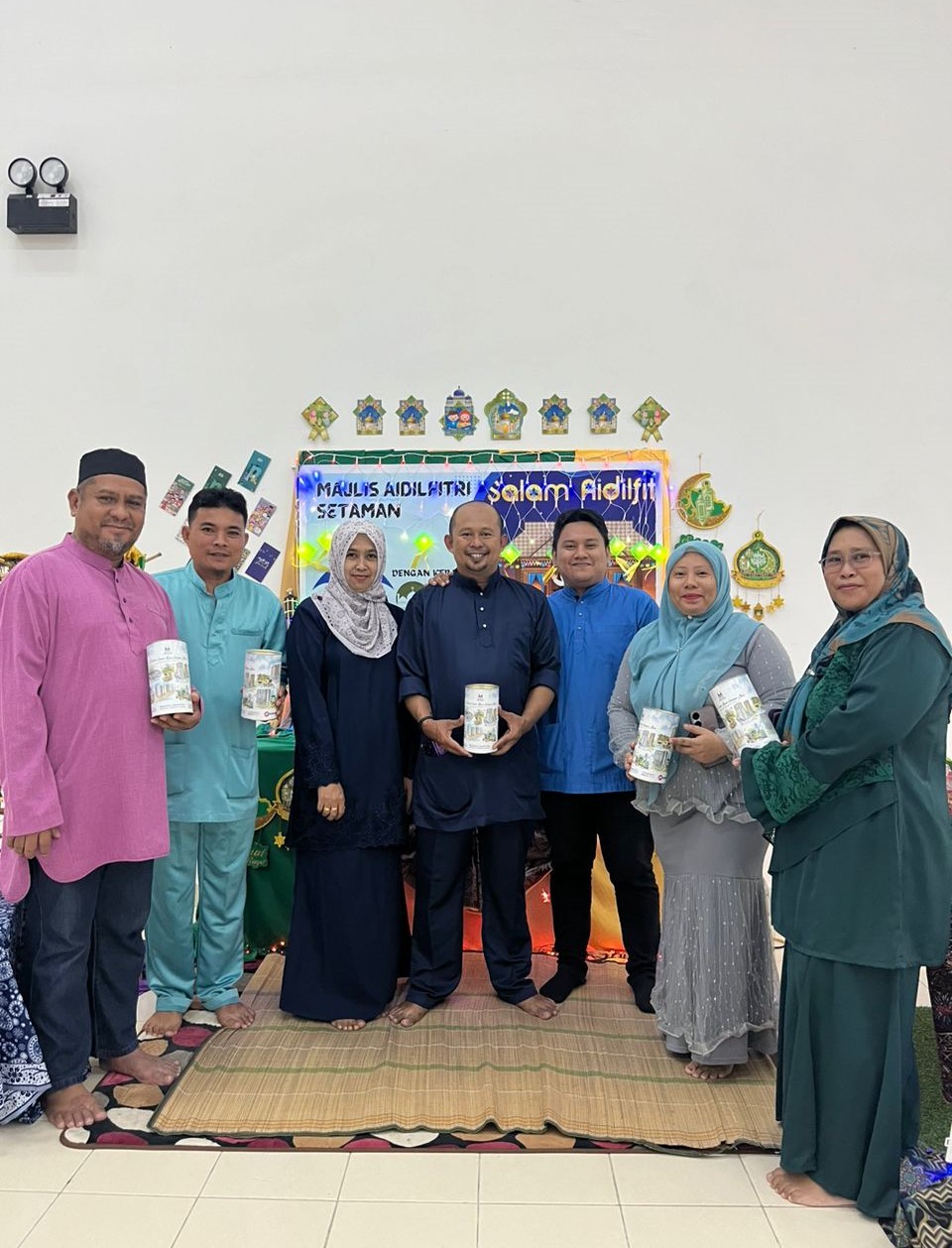 Cover image of Community Past Program: Sumbangan Ramadan – Distribution of Kurma to Residensi Ranggu, Sabah.
